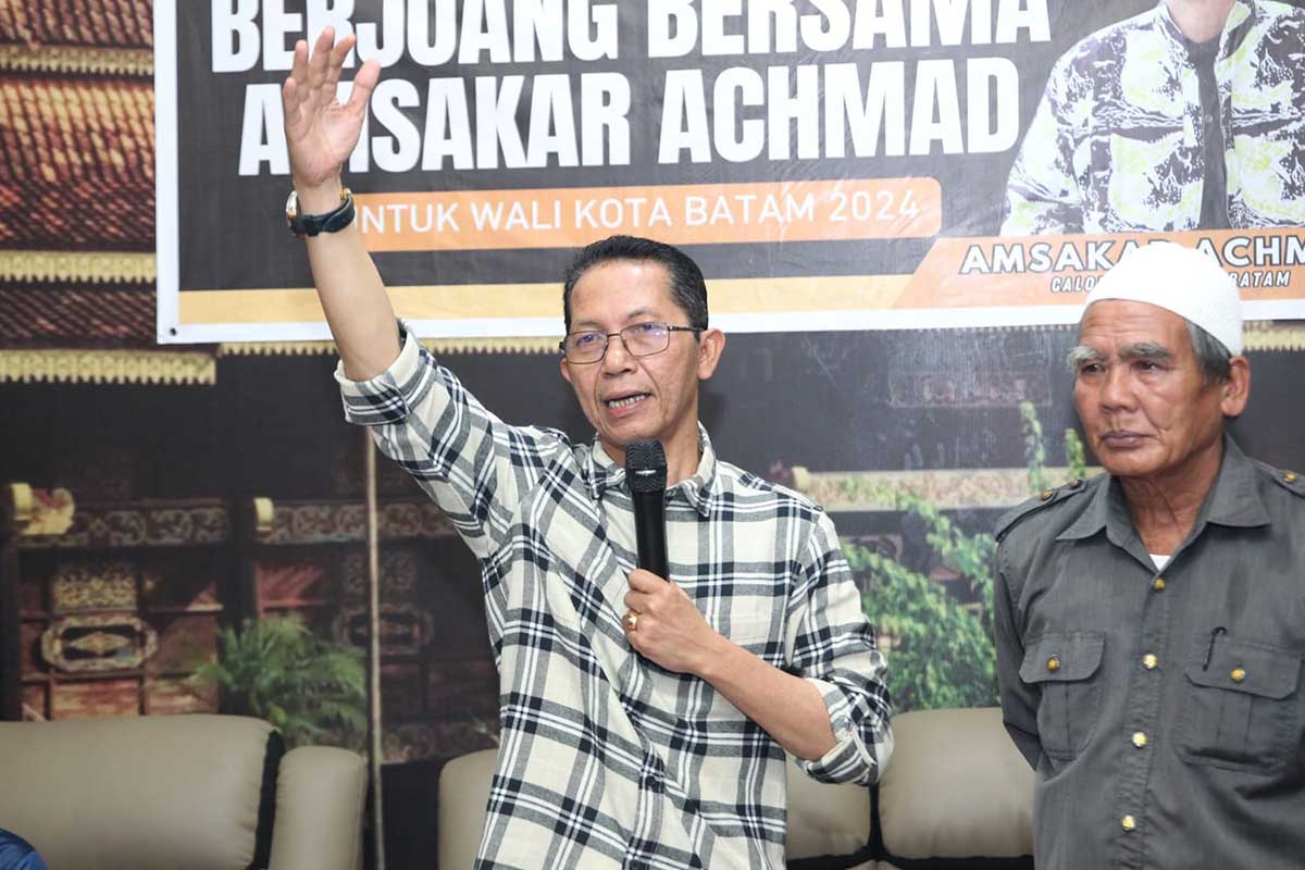 Partai Nasdem Rekomendasikan Amsakar Achmad dan Li Claudia Chandra