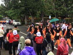 Meski Diguyur Hujan, Masyarakat Tanjungpinang Antusias Saksikan Lomba Gerak Jalan Proklamasi