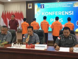 Imigrasi Tanjungpinang Tangkap 6 WNA Vietnam di Bintan