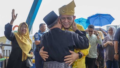 Antusiasme Warga Sambut Gubernur Ansar di Kundur Utara dan Kundur Barat