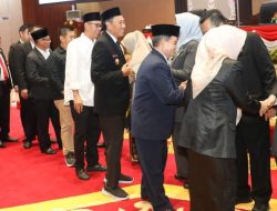 Pjs Wali Kota Batam Hadiri Pelantikan Pimpinan DPRD Kepri Periode 2024-2029