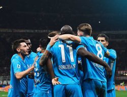 Napoli Kokoh di Puncak Klasemen Seri A usai Bantai AC Milan 2-0