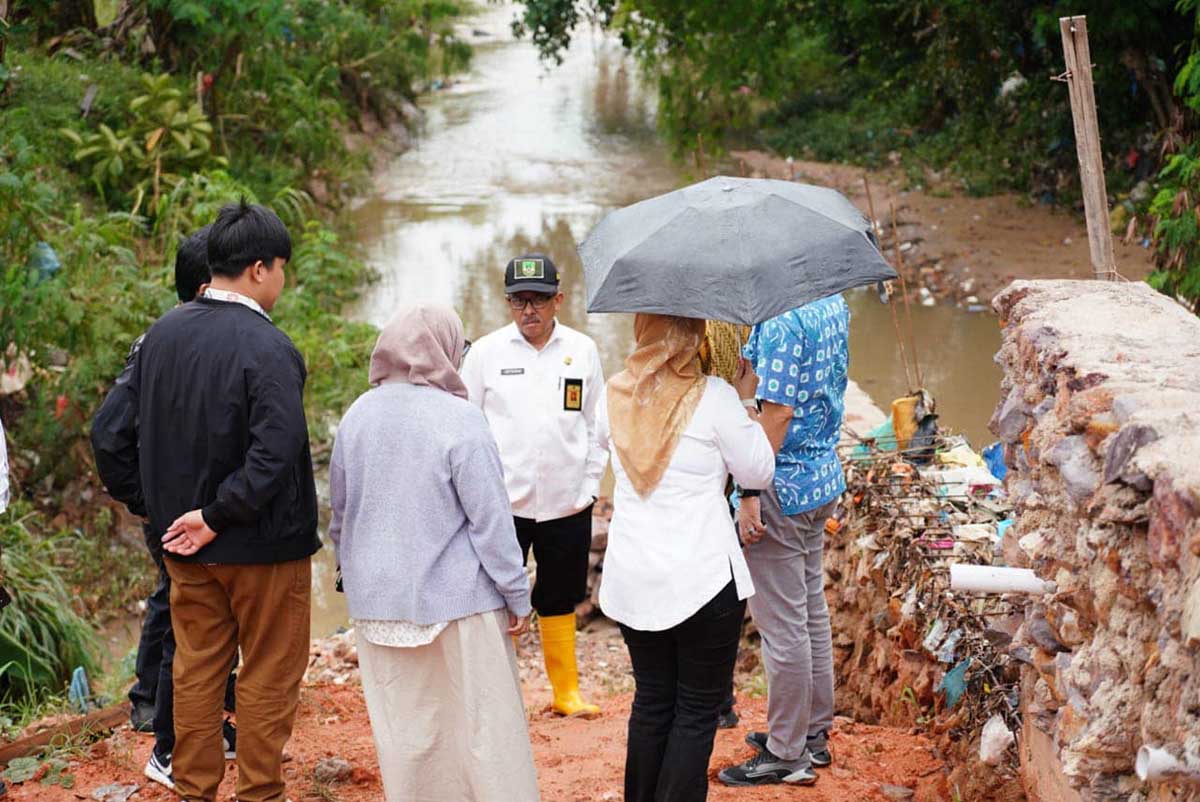 Cegah Banjir, Jefridin Desak Normalisasi Saluran Air di Puri Loka