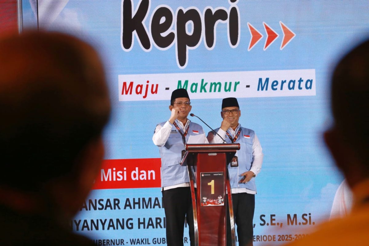 Ansar-Nyanyang Unggul dalam Debat Pilkada Kepri 2024, Dinilai Kuasai Materi dan Sampaikan Program Realistis