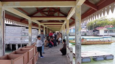 Penambang Pompong Penyengat Menolak Relokasi