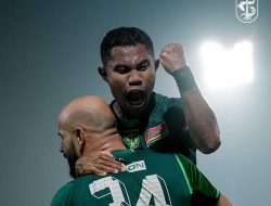 Persebaya Surabaya Tundukkan Madura United 2-1, Kokoh di Puncak Klasemen Liga 1