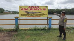 Warga Dilarang Memancing dan Berenang di Waduk Gesek