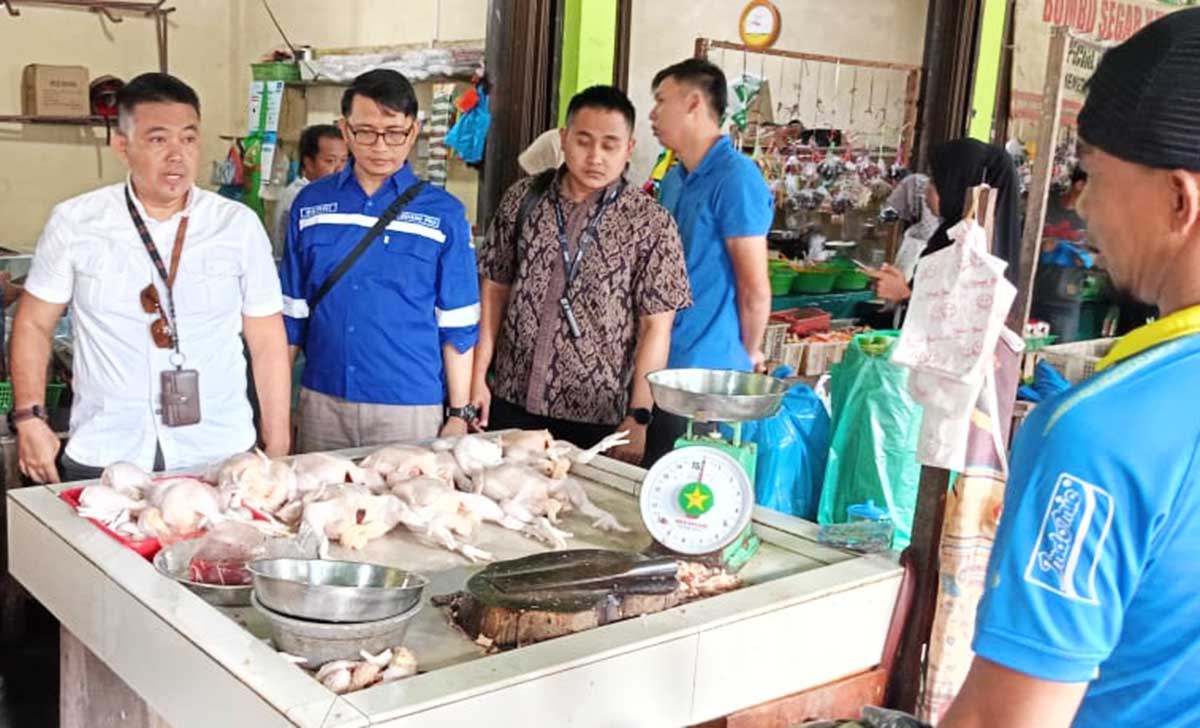 Harga Bahan Pokok di Bintan: Harga Ayam Stabil, Cabai Merah Naik