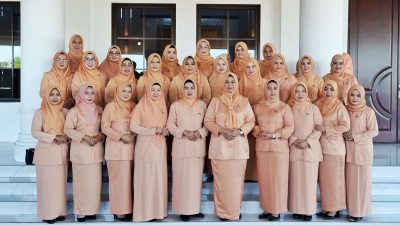 Dewi Kumalasari Dikukuhkan Sebagai Ketua Dewan Penasehat DWP Provinsi Kepri Periode 2024–2029
