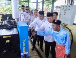 Gubernur Ansar Resmikan Listrik Pulau Bahan