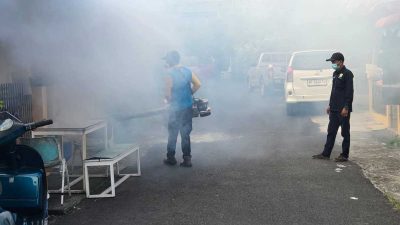 Ismulyono Lakukan Fogging Mandiri di Tanjungpinang, Antisipasi DBD Meningkat