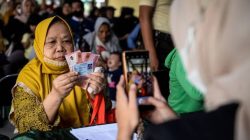 Kemensos Hentikan 55 Ribu Penerima Bansos Tak Layak