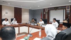 Wali Kota Batam, Amsakar Achmad. menggelar Sosialisasi dan Focus Group Discussion (FGD) Transisi Sistem Pemerintahan Berbasis Elektronik (SPBE) menuju Pemerintahan Digital (PEMDI), Rabu (13/8/2025) di Ruang Rapat Hang Nadim Lantai IV Dok : Kominfo Kota Batam
