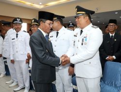 Amsakar Lantik Penjabat Sekda dan 95 Pejabat Baru di Lingkungan Pemko Batam