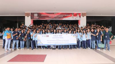 Siswa SMA Kristen Tabgha Batam Belajar Literasi Digital di Pemko Batam