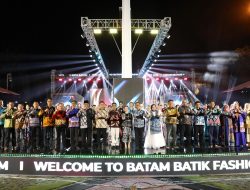 Malam Puncak BBFW 2025, Batik Batam Jadi Simbol Kreativitas dan Kebanggaan