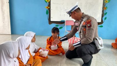 Polres Lingga Edukasi Anak TK soal Keselamatan Lalu Lintas Lewat Polisi Sahabat Anak