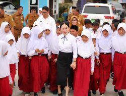 Li Claudia Ajak Warga Batam Gotong Royong Dukung Pendidikan Layak untuk Anak