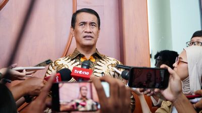 Mentan Amran Cabut Izin 115 Distributor yang Jual Pupuk Subsidi di Atas HET