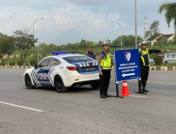 Satlantas Polresta Barelang Gelar Kanalisasi di Jalan Jenderal Sudirman Batam