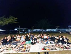 Upaya Komunitas Kata Halaman Dorong Literasi Lewat Lapak Baca Gratis di Tugu Sirih