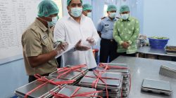 Tinjau Dapur SPPG, Roby Pastikan Setiap Menu Higienis dan Sesuai Standar Gizi. Dok : Kominfo Kabupaten Bintan