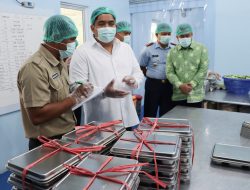 Tinjau Dapur SPPG, Roby Pastikan Setiap Menu Higienis dan Sesuai Standar Gizi