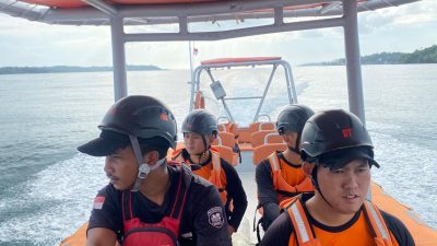 Nelayan 65 Tahun Hilang Kontak di Perairan Lingga Timur, Tim SAR Lakukan Pencarian