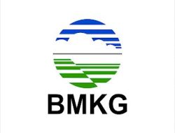 BMKG Keluarkan Peringatan Dini Cuaca Kepri, Warga Pesisir Diminta Waspada