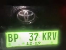 Mobil Land Cruiser Mengamuk di Pasar Tos 3000 Batam, Tabrak Lapak Pedagang dan Sejumlah Kendaraan