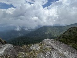 Dua Pendaki Tersesat di Gunung Jantan Karimun Berhasil Ditemukan Selamat