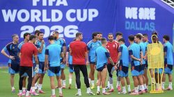 Suasana stadion dan persiapan kedua tim menjelang laga puncak. Dok : Istimewa
