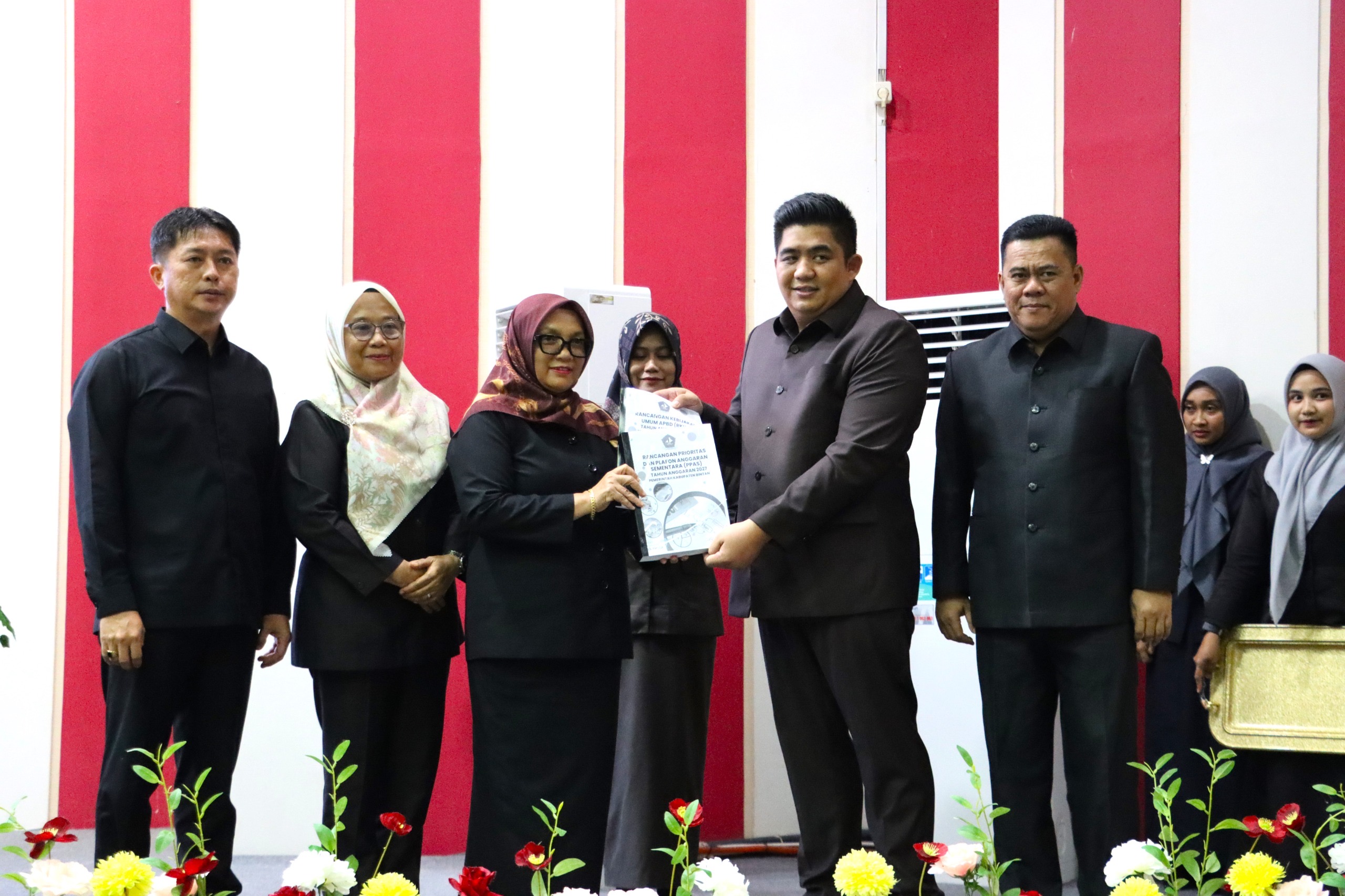 Bupati Bintan Sampaikan Rancangan KUA-PPAS TA 2027, Fokus Peningkatan Kesejahteraan dan Produktivitas Daerah. Dok : Kominfo Kabupaten Bintan