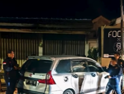 Kejar-kejaran Polisi dengan Pelaku Pencurian Kabel di Dompak Berakhir Tabrak Pagar Rumah