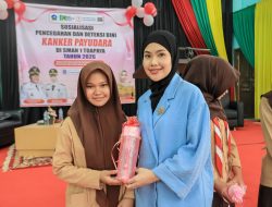 Hafizha Beri Edukasi Deteksi Dini Kanker Payudara bagi Remaja Putri di SMAN 1 Toapaya