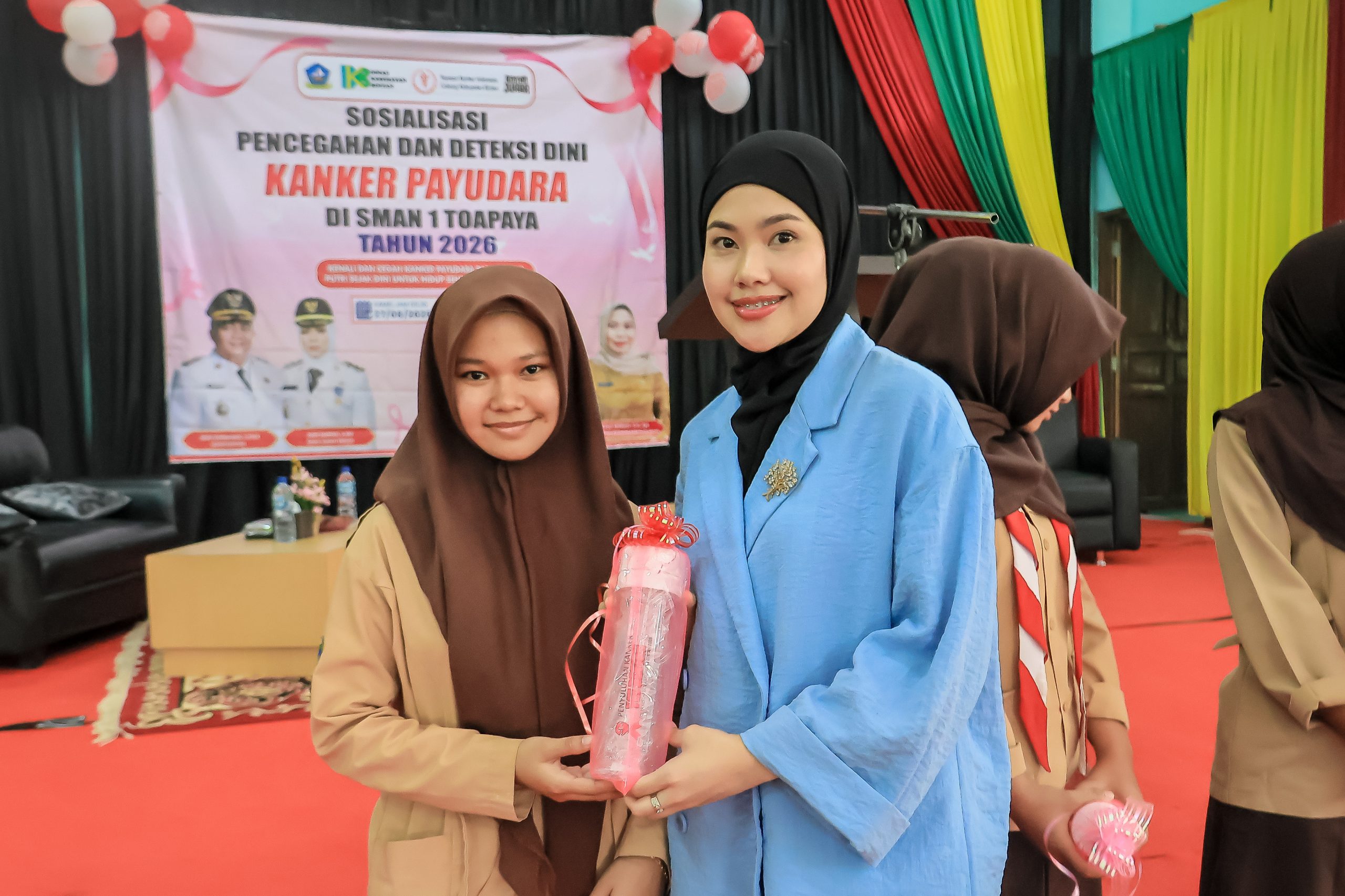 Hafizha Beri Edukasi Deteksi Dini Kanker Payudara bagi Remaja Putri di SMAN 1 Toapaya. Dok : Kominfo Kabupaten Bintan