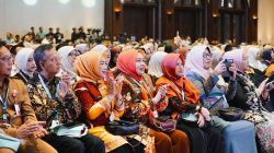 Ketua TP-PKK Batam, Erlita Amsakar, menghadiri Rapat Penguatan Tata Kelola Lembaga Dekranas, TP-PKK, dan Tim Pembina Posyandu se-Indonesia Bagian Barat di Jakarta Selatan, Senin (21/9/2026). Dok : Kominfo Kota Batam
