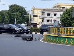 Motor Tabrak Mobil Box, Pengendara Tergeletak di Bundaran Tugu Adipura Batu 6 Tanjungpinang