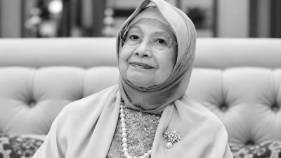 Foto Almh Tun Dr Siti Hasmah. Dok : Istimewa