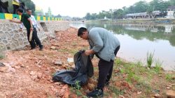 Gubernur Kepri dan Bupati Bintan Lakukan Aksi Gotong Royong di Taman Kolam Kijang. Dok : Diskominfo Kabupaten Bintan