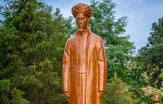 Patung Raja Ali Haji Berdiri di Turkmenistan, Bukti Sastra Melayu Mendunia. Dok : Istimewa